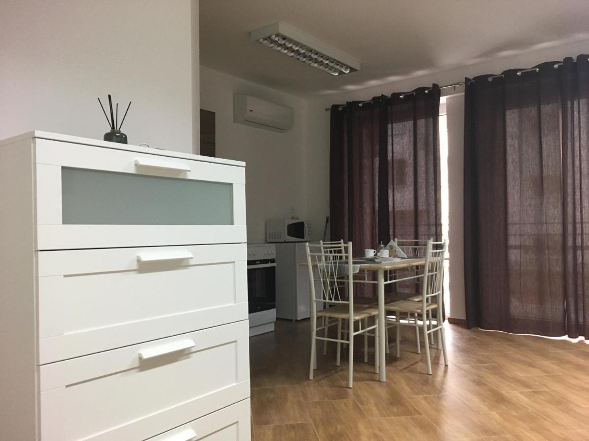 Konde Apartments B Dunajská Streda 外观 照片