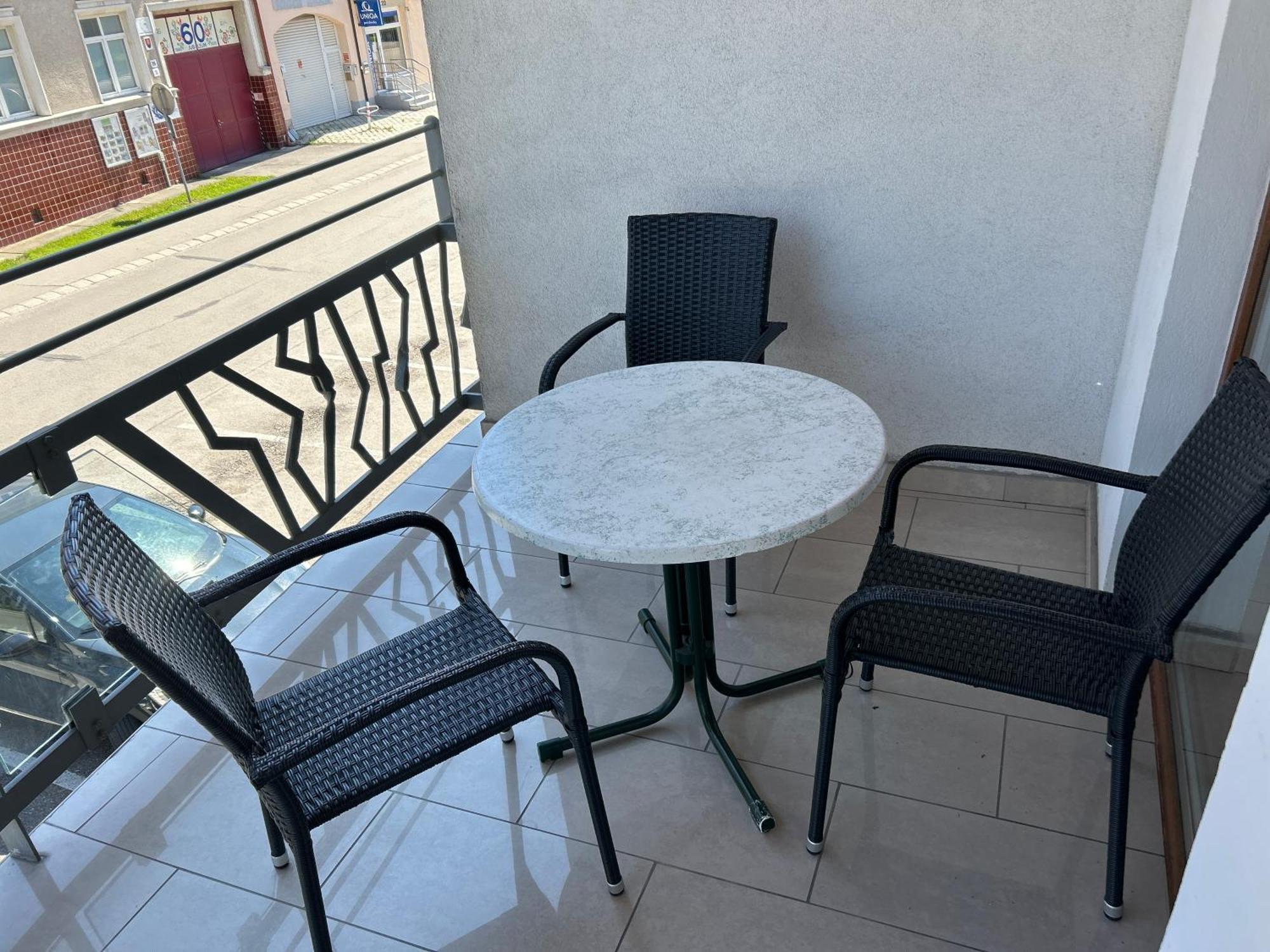 Konde Apartments B Dunajská Streda 外观 照片
